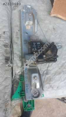 OPEL ASTRA J SAĞ ARKA CAM KRİKOSU.OTO ERKAN ÜNYE