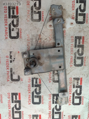 Clio 4 Arka Kapı Cam Mekanizması Sol Manuel 827013204R