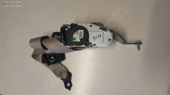 Mercedes E 212 EMNİYET KEMERİ ÖN SAĞ A2128600886