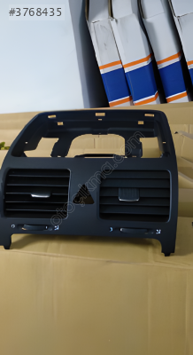 VOLKSWAGEN GOLF 5 JETTA ORTA KALORİFER IZGARASI 1K0819728F SIFIR
