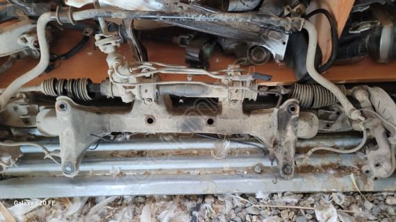Mitsubishi l300 1998 direksiyon kutusu