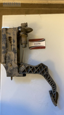 1J1721059BB volkswagen bora golf 4 leon debriyaj pedalı