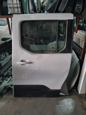 PEUGEOT  RİFTER   ÇIKMA   KAPI