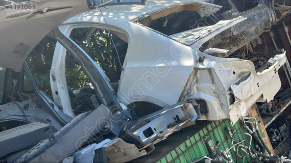 PEUGEOT 508 SOL ARKA ÇAMURLUK ÇIKMA