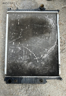 BMW E60 RADYATÖR SET ÇEVİK OTO ÇIKMA