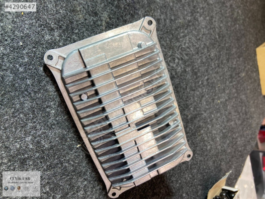 MERCEDES-BENZ W123 E SERİSİ SOL FAR BEYİN