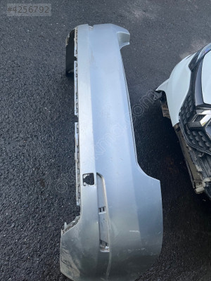 Skoda Octavia arka tampon çıkma orijinal