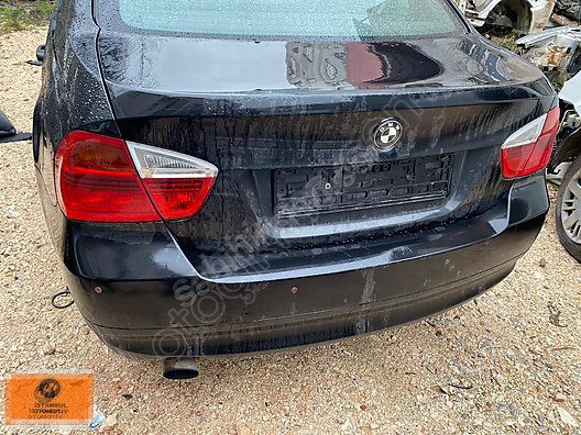 BMW E90 ORJINAL ÇIKMA ARKA TAMPON 