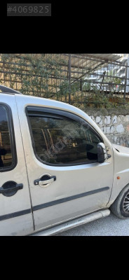 Fiat Doblo sağ ön kapı