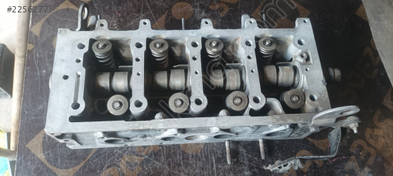 PEUGEOT 106 SİLİNDİR KAPAĞI