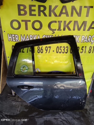 Renault Symbol Talia kasa sağ arka kapı orijinal
