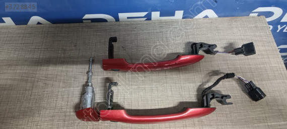 RENAULT CLİO 4 OKUYUCULU DIŞ KAPI KOLU 24258B