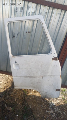 Peugeot J9 sağ ön kapı