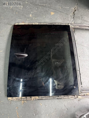 HYUNDAİ İ30 ARKA SANROF CAMI