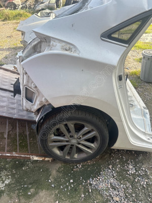 Hyundai i30 sağ arka Çamurluk