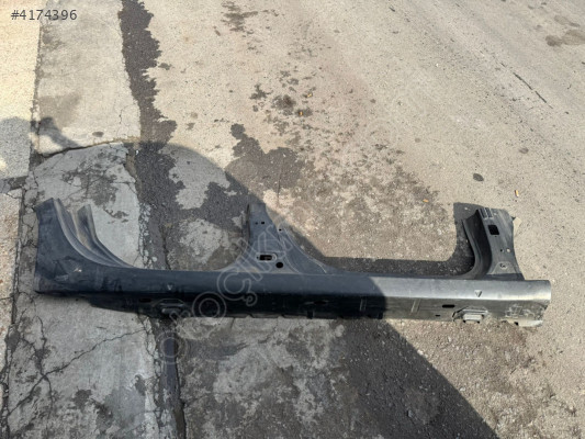 RENAULT FLUENCE SAĞ MARŞPİYEL SACI EYÜPCAN OTO