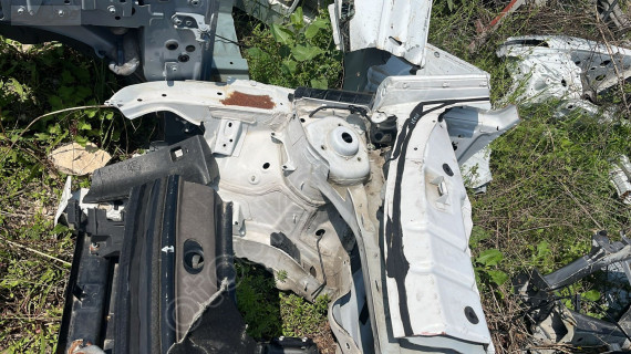 SEAT LEON SAĞ ÇEYREK ŞASE OTO FEDAİ