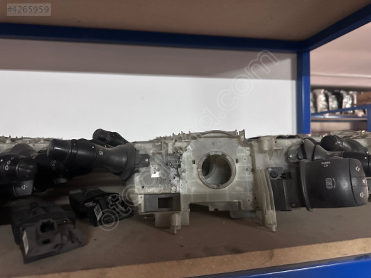 Master 3 sinyal silecek kolu