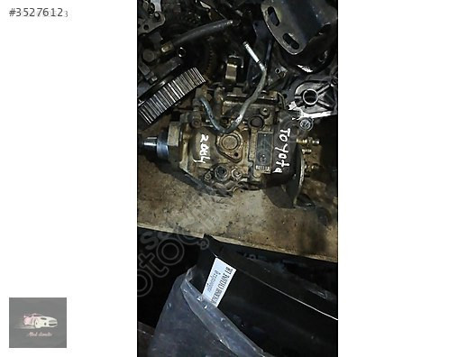 Toyota Hilux 2004 model yakıt pompası orijinal çıkma
