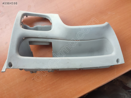 Hyundai Accent Era sol ön direksiyon alt kaplaması