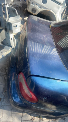 Hyundai accent yumurta kasa bagaj kapağı