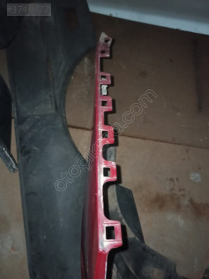 Fiat EGEA arka tampon park sensörlü dolu Alev kırmızı
