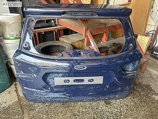 FORD KUGA BAGAJ KAPAĞI ÇIKMA ORJİNAL