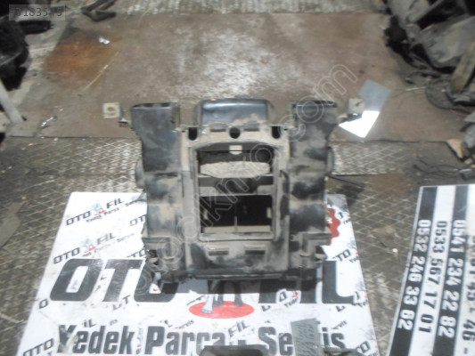 MERCEDES 123 KASA KALORİFER RADYATÖR KUTUSU VE MOTORU