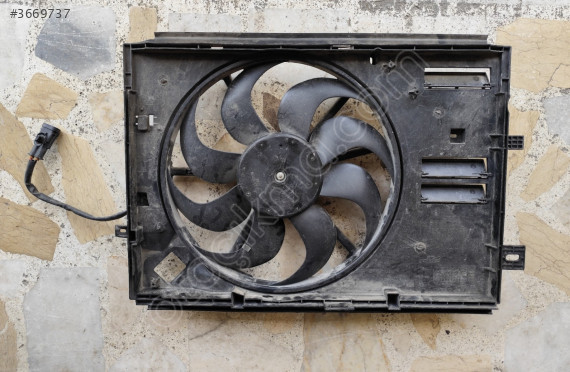 PEUGEOT 3008 5008 FAN KOMPLE 9832930080 ORİJİNAL ÇIKMA PARÇA