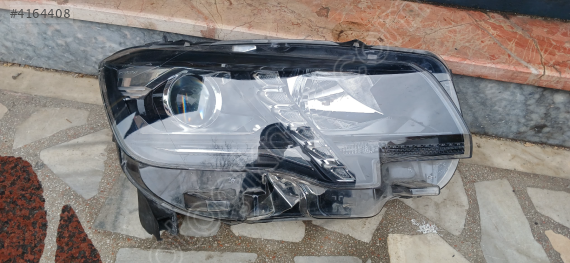 Peugeot Rifter sağ far