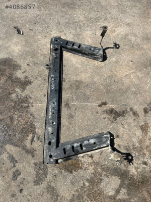 RENAULT KANGOO 3 RADYATÖR ALT TRAVERSİ