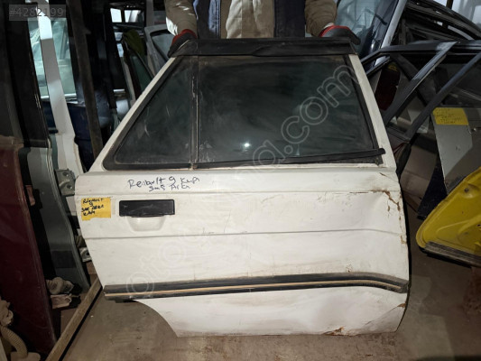 RENAULT 9 SAĞ ARKA KAPI DOLU ORJİNAL ÇIKMA 85-97 MODEL