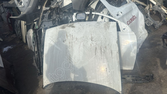 Renault 19 ön kaput
