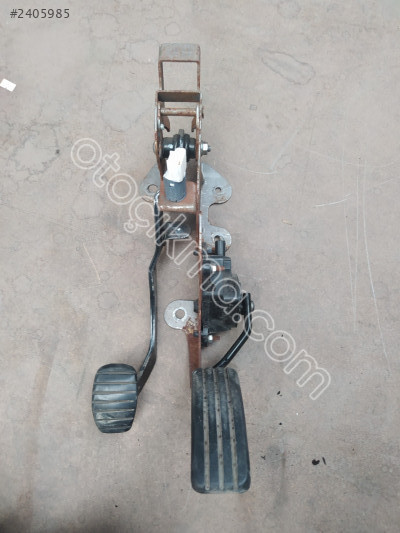 Renault Megane 2 gaz ve fren pedalı 82 00153 868