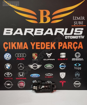 AUDİ A4 B9 SOL ÖN KAPI AÇMA KOLU BRAKETİ 8W0183811A