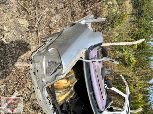 MERCEDES W211 SAĞ ARKA ÇAMURLUK