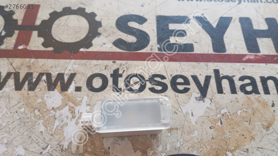 760947409B Golf 8 bagaj aydınlatması