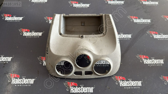 HYUNDAİ ACCENT ERA KLİMA KALORİFER KONTROL PANEL ÇERÇEVESİ