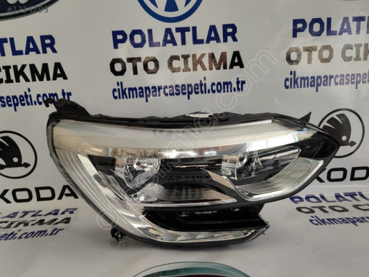 Renault Megan 4 sağ ön far çıkma