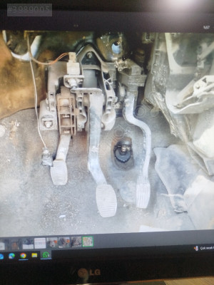 Fiat Doblo 1.9 gaz pedalı