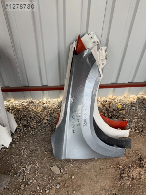 AUDİ Q3 SAĞ ÖN ÇAMURLUK ÇIKMA ORJİNAL