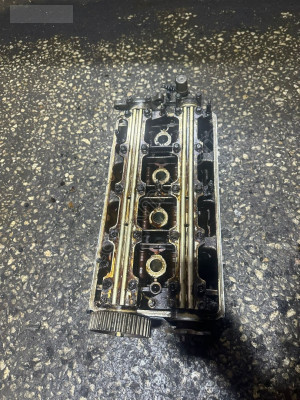 Honda h23 silindir kapağı