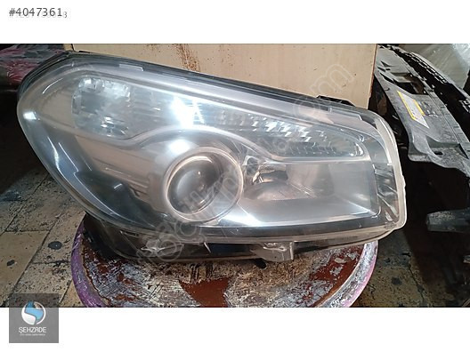 NİSSAN QASHQAİ ZENON J10 SAĞ FAR ÇIKMA ORJİNAL