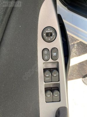 2012 Hyundai Accent Blue Dörtlü Cam Düğmesi