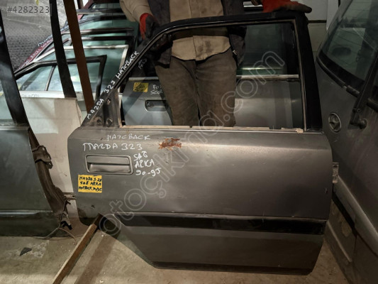 MAZDA 323 SAĞ ARKA KAPI HATCBACK GRİ RENK 90-95 MODEL