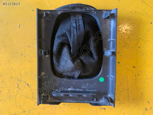 VOLKSWAGEN POLO VİTES KONSOLU 6N0863216B