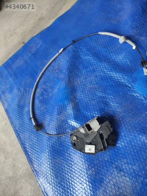 921764107 Corier sağ arka kapı kilidi