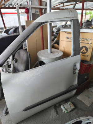 Fiat doblo orjinal kapı çamurluk