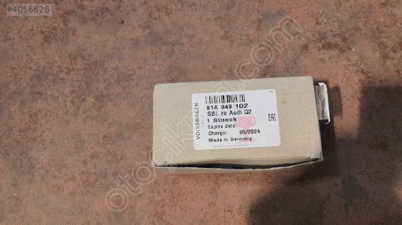 AUDİ Q2 Q3 16/23 SAĞ AYNA SİNYALI SIFIR ORJİNAL