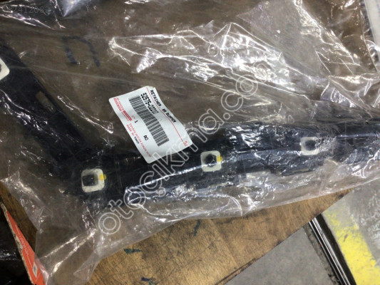 Toyota coralla tampon braketi orjinal